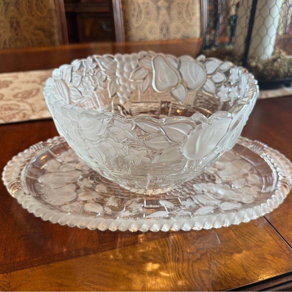 Gorham Spring Traditions Country Terrace 9inch Crystal Bowl and Platter Set